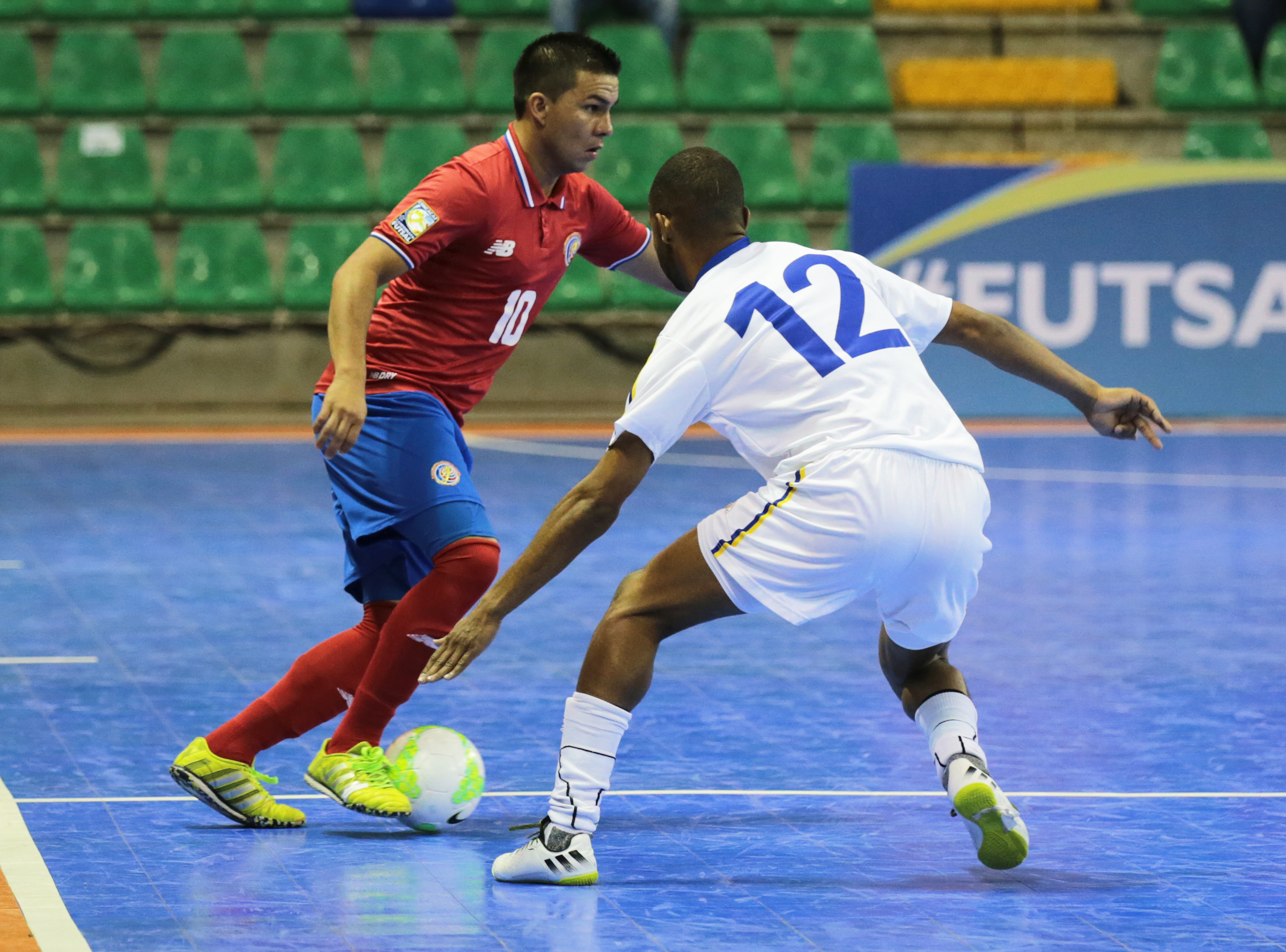 kỹ thuật dứt điểm trong futsal